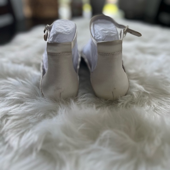 Imagine Vince Camuto Women's Garyn Ballet Flat size 7 - Picture 3 of 6